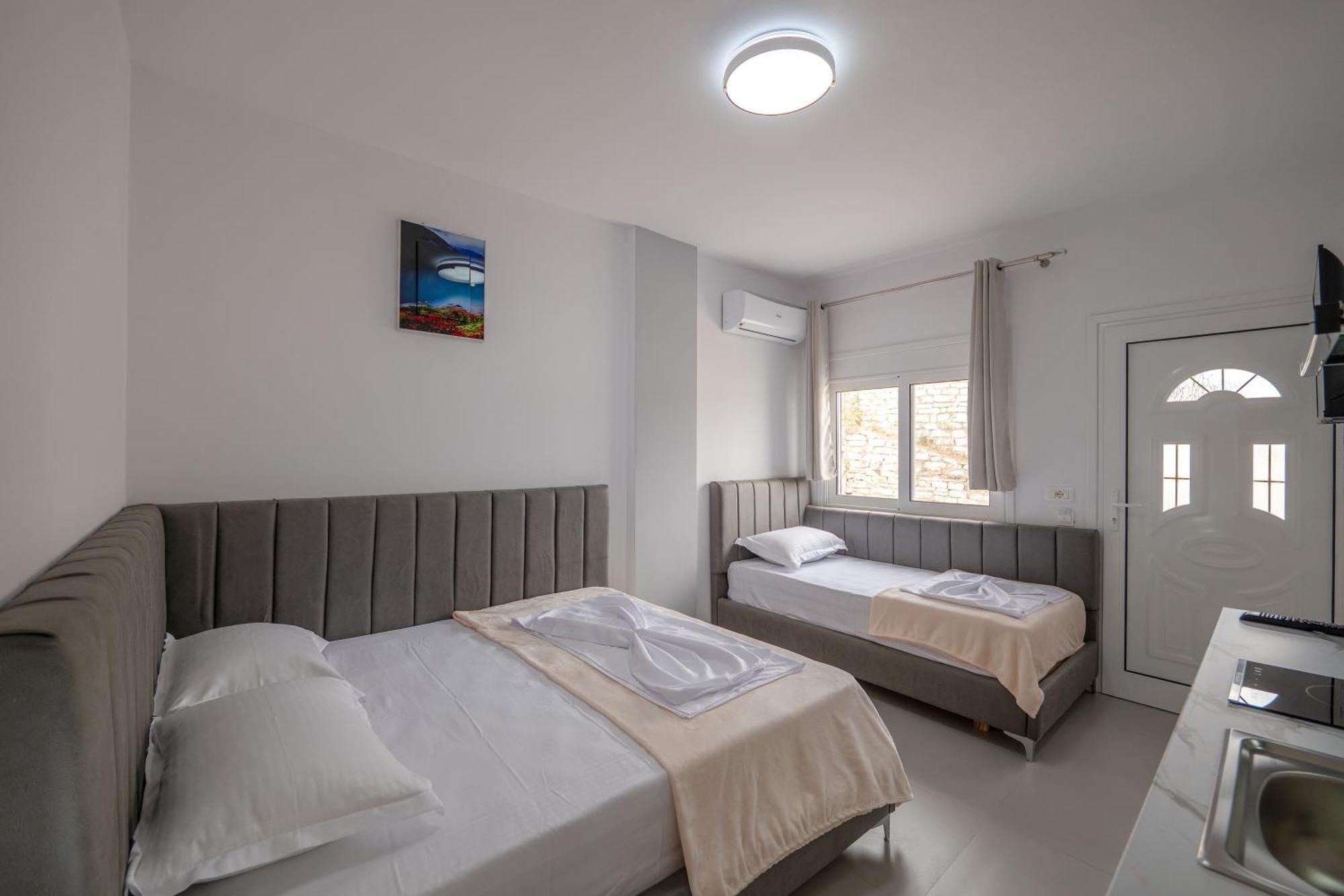Villa Kale Sarandë Esterno foto